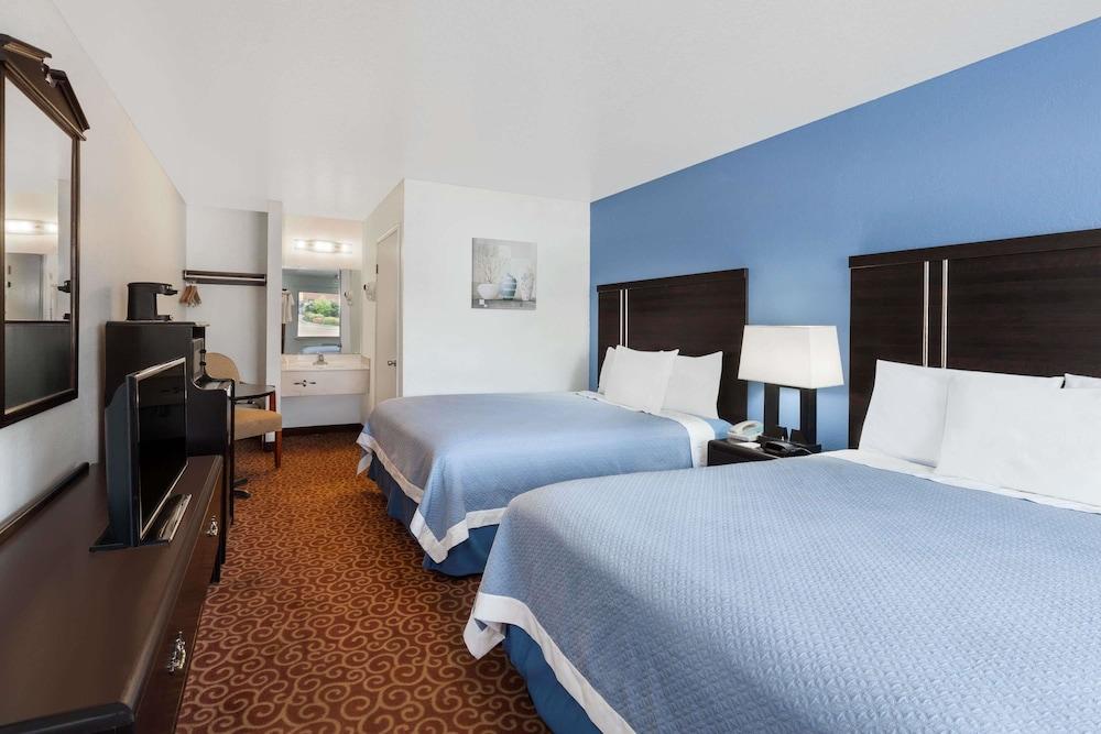 Days Inn By Wyndham Ardmore Eksteriør billede